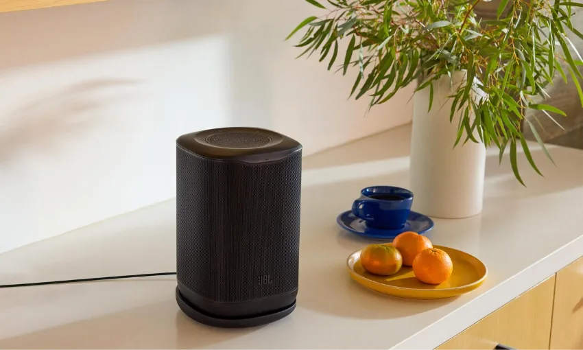  JBL joins the multi-room race with its three "immersive" wireless speakers 
