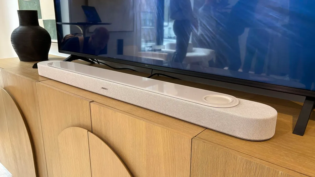  Bose Lifestyle Ultra Soundbar 