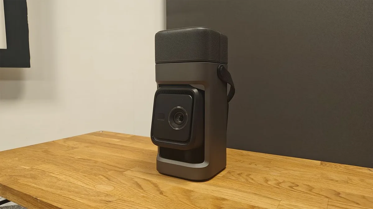  Soundcore Nebula P1 