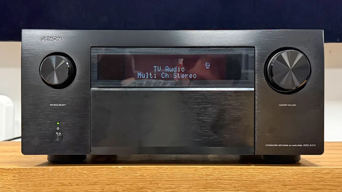  Denon AVC-A1H 