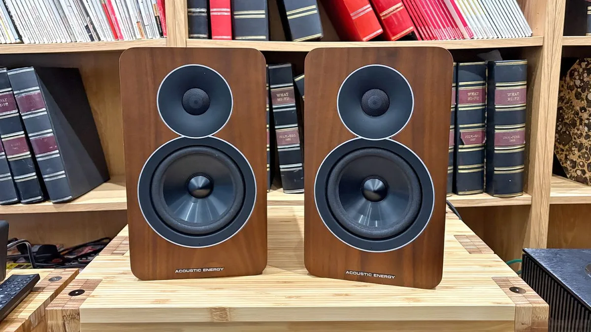  Acoustic Energy AE Active 