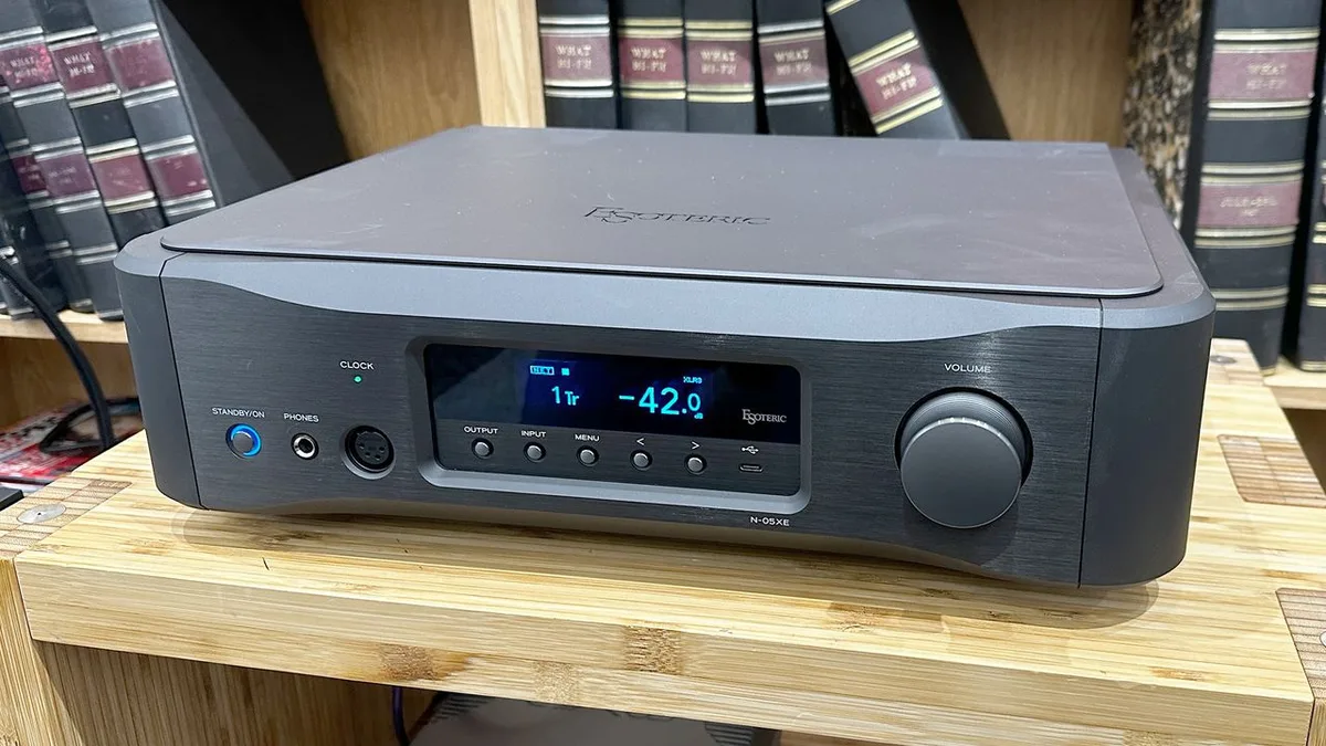  Esoteric N-05XE 
